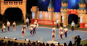 2014 UCA College Cheer Nationals – University of Kentucky   Cheer Semis