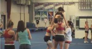 YT- Cheerleading : Cheerleading Stunts