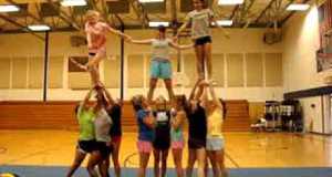 needville cheerleading varsity’s first pyramid of the season :]