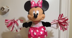 Disney Cheerin Minnie Mouse Fisher Price A Disney Minnie Mouse Animated Toy
